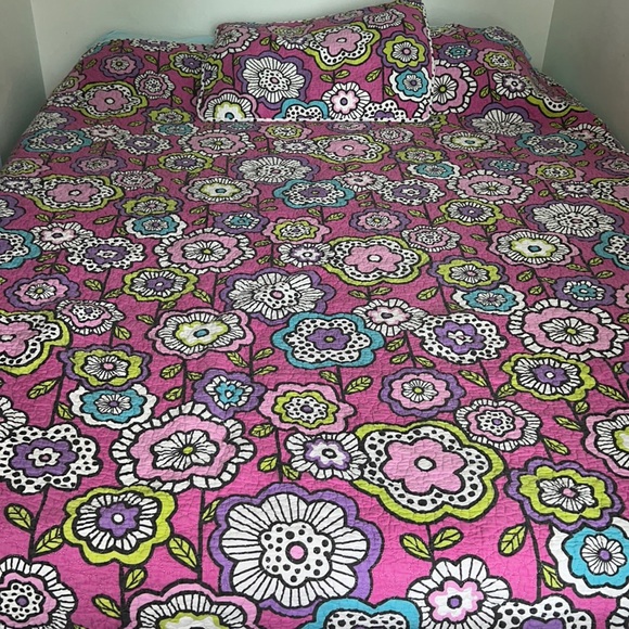 Cynthia Rowley twin quilt comforter and pillow case